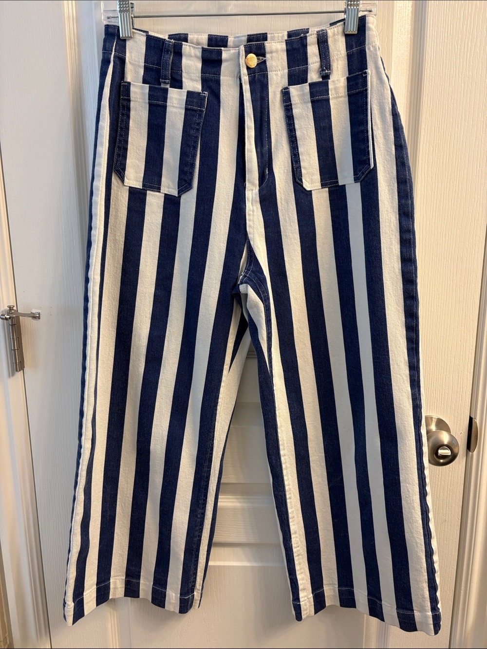 Striped Navy and White Wide-Leg Capris